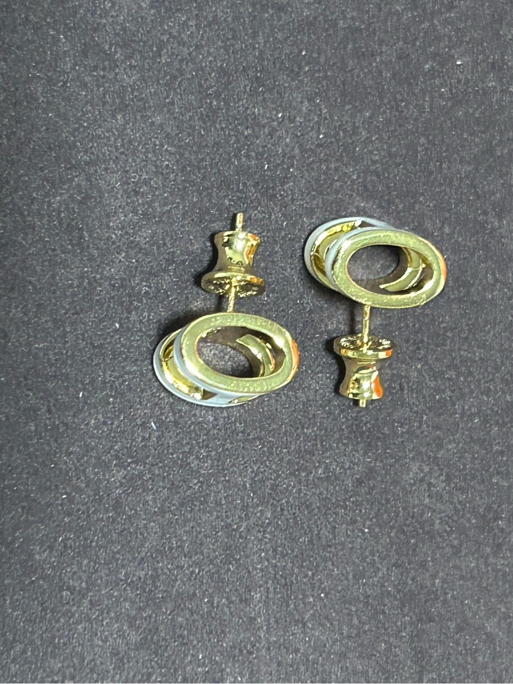 Hermes Pop H Earrings White & Gold - Picture 4 of 4
